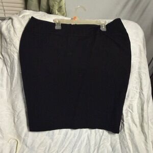 Classic Black Pencil Skirt - Women's Workwear